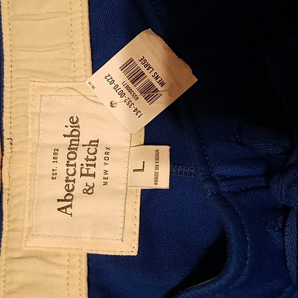 Abercrombie and Fitch active shorts - Picture 5 of 5